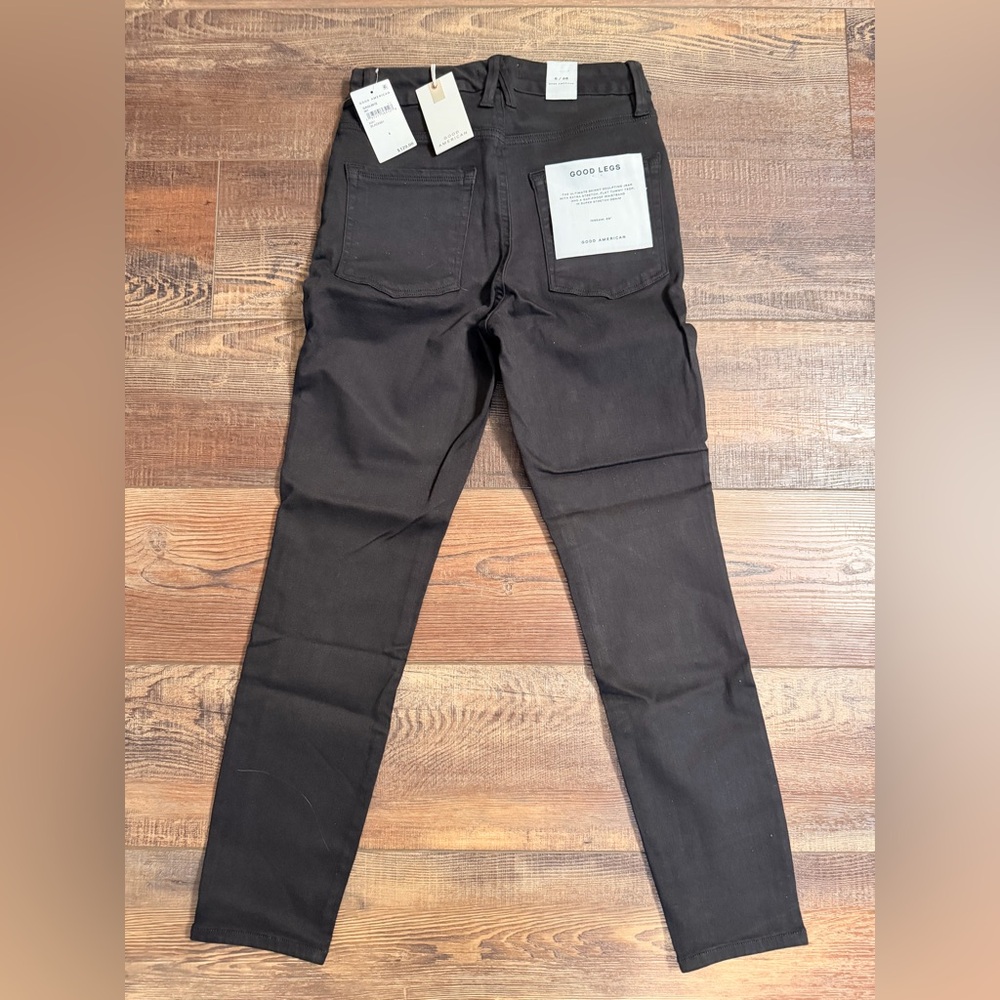 Good American Jet Black Jeans - Picture 2 of 3